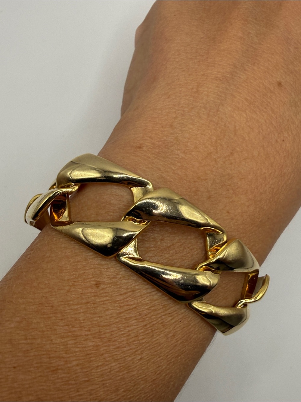 Vintage Gold Tone Chain Link Bangle Cuff Statement Bracelet